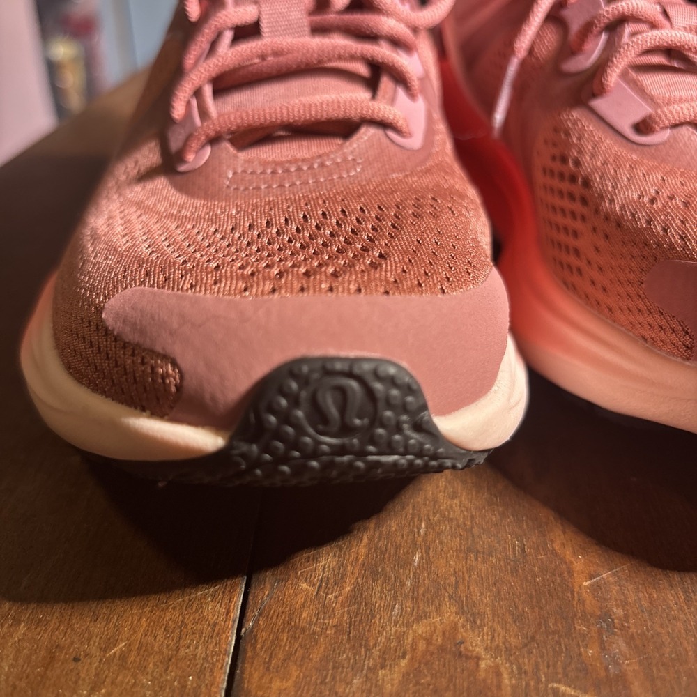 Lululemon Bliss feel Running Shoes Sz 6. Pink EUC - Picture 3 of 9